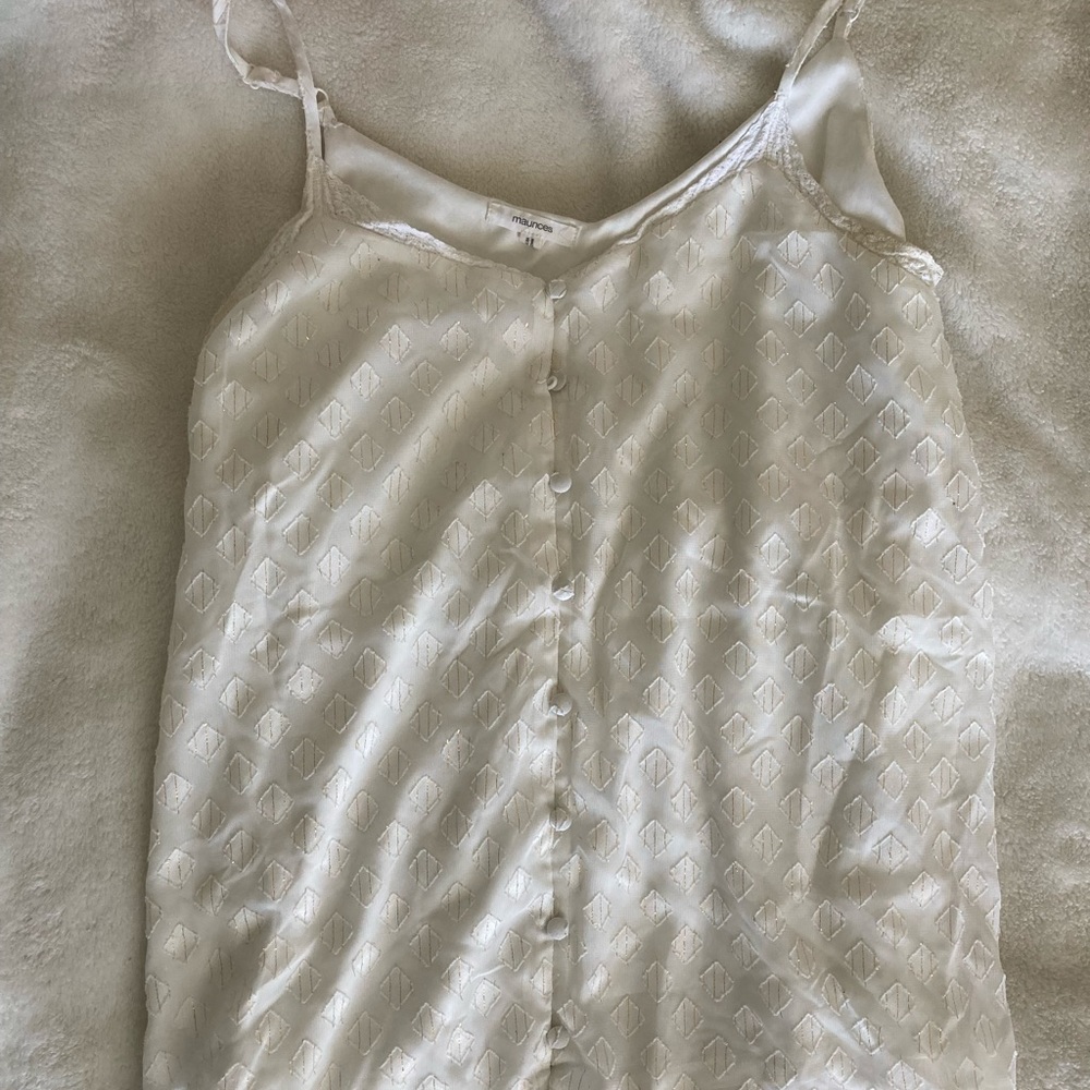 Maurices White and Gold Shimmer Buttoned Cami- Size XS - Good Condition